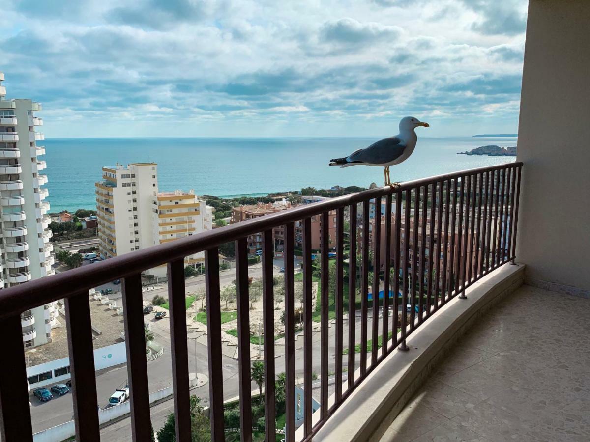 Panoramic Apartment In Portimao: Ocean View, Wifi Екстериор снимка