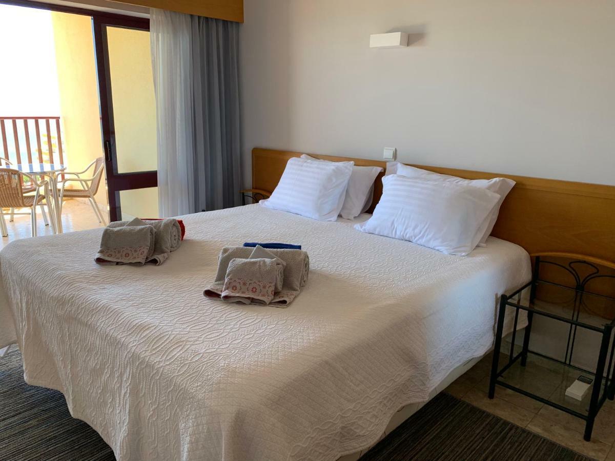 Panoramic Apartment In Portimao: Ocean View, Wifi Екстериор снимка