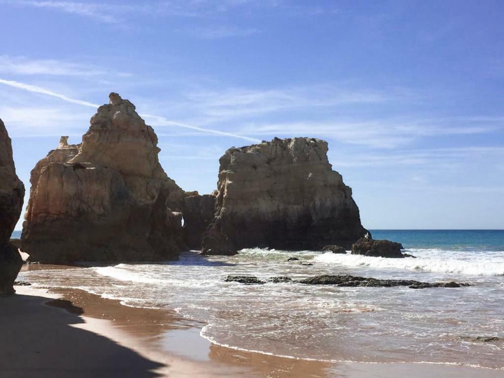 Panoramic Apartment In Portimao: Ocean View, Wifi Екстериор снимка